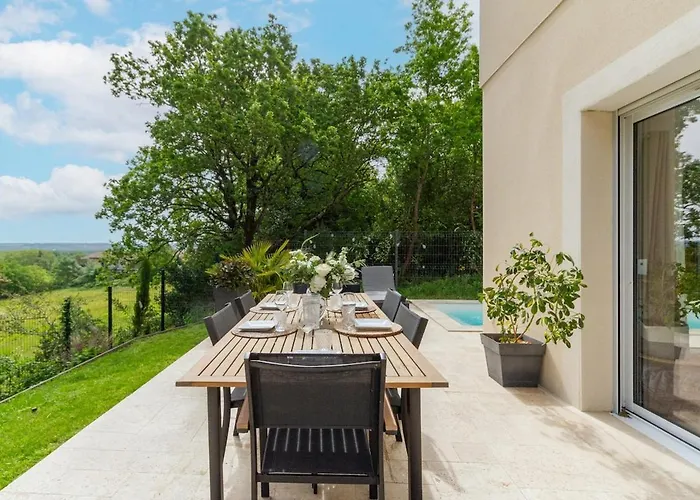 Maison Avec Piscine, Au Calme Pres De Toulouse
